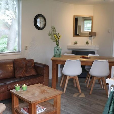 Rural Chalet Aan De Vecht Near Amsterdam Nigtevecht Екстер'єр фото