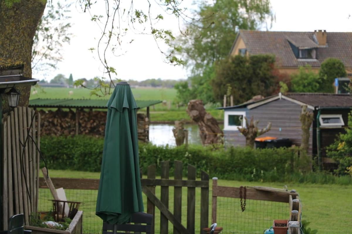 Rural Chalet Aan De Vecht Near Amsterdam Nigtevecht Екстер'єр фото