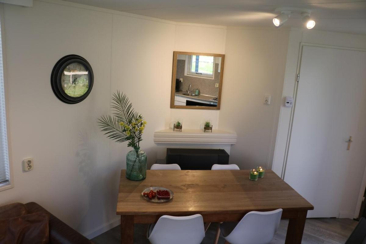 Rural Chalet Aan De Vecht Near Amsterdam Nigtevecht Екстер'єр фото